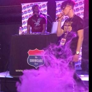 Meet your Posher, Ethan